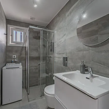 Apartment Ocean View In Park Royal I *